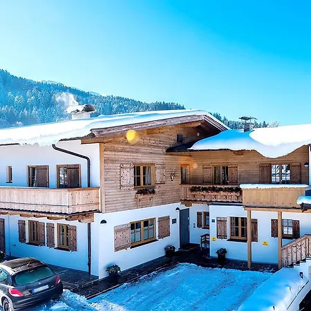Landhaus Kitzhorn Kitzbühel Buitenkant foto